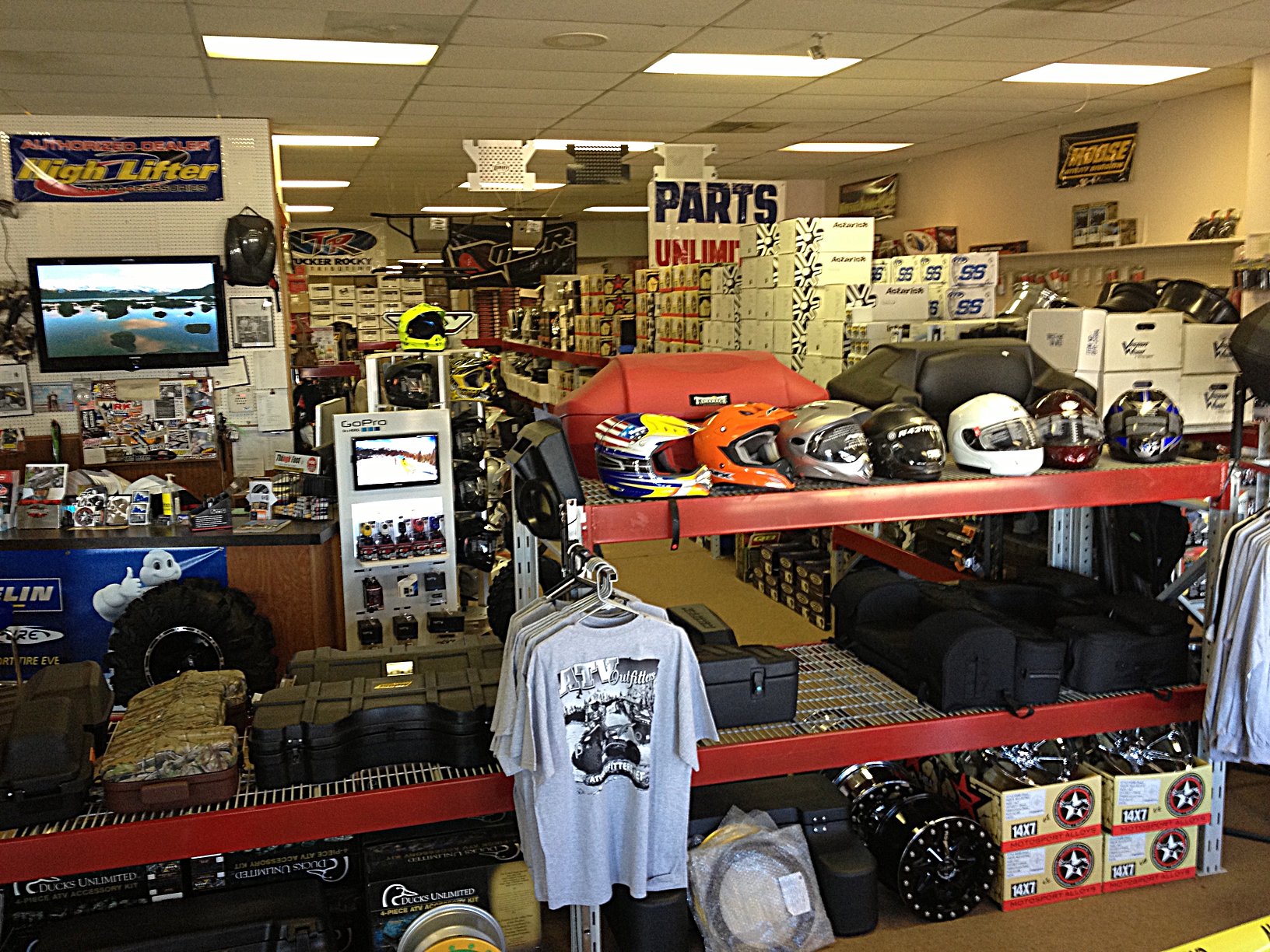 SHOW ROOM